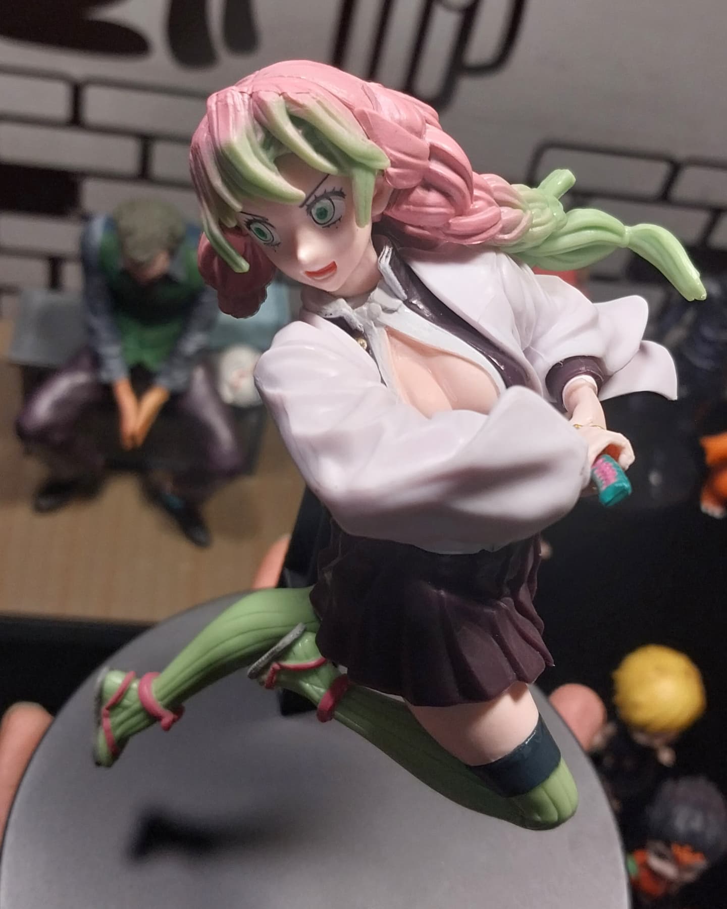 Mitsuri Kanroji (Demon slayer)